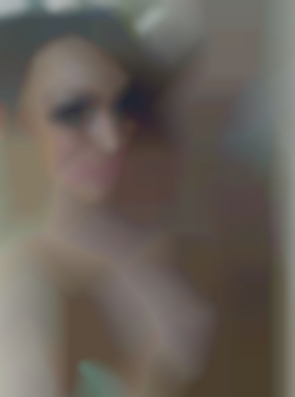 Male nude exhibitionists and female voyuers.